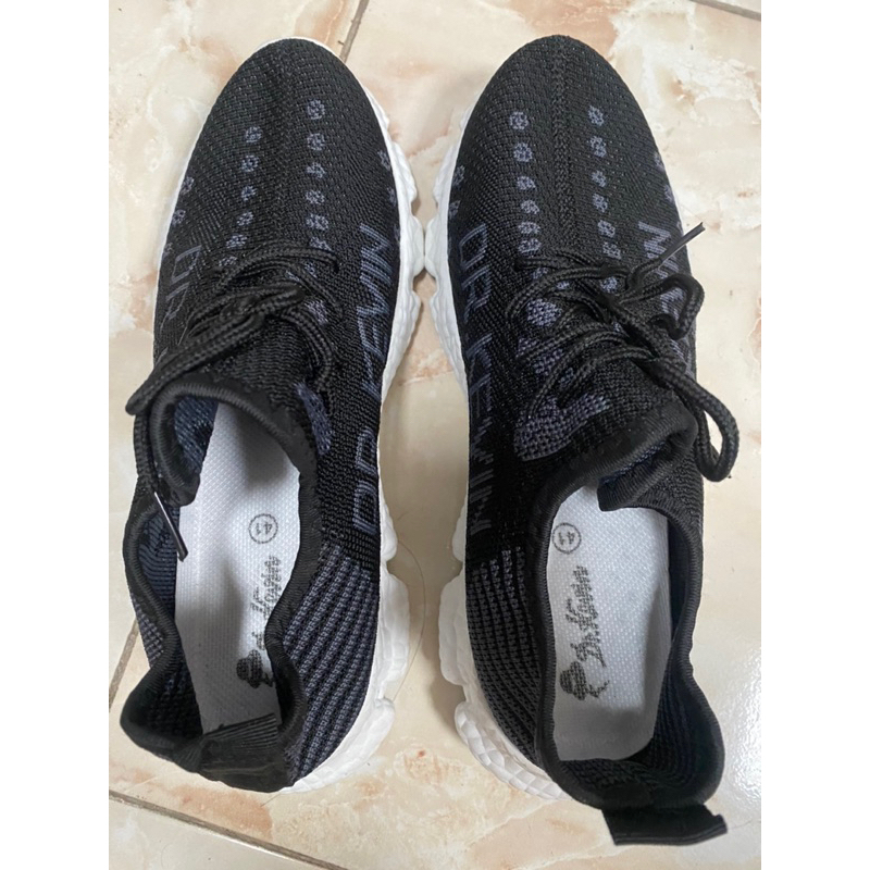 Dr Kevin sneakers Pria