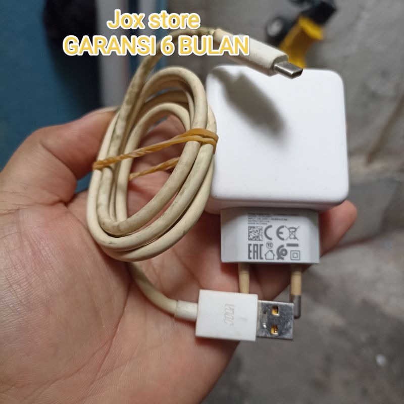 Charger Realme 5 pro dan Xt X bekas 20 watt Copotan