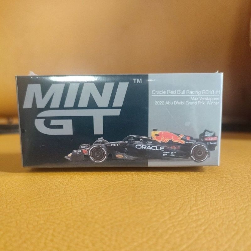 MINI GT RED BULL MAX VERSTAPPEN F1 520