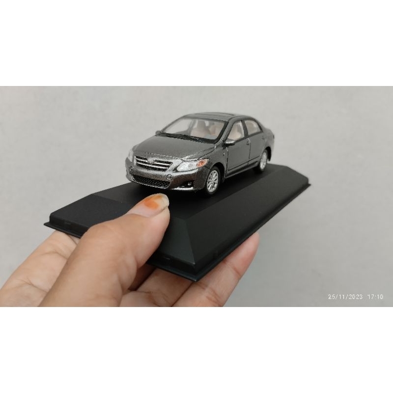 Diecast Miniatur Toyota Corolla Altis 2008 skala 1:43
