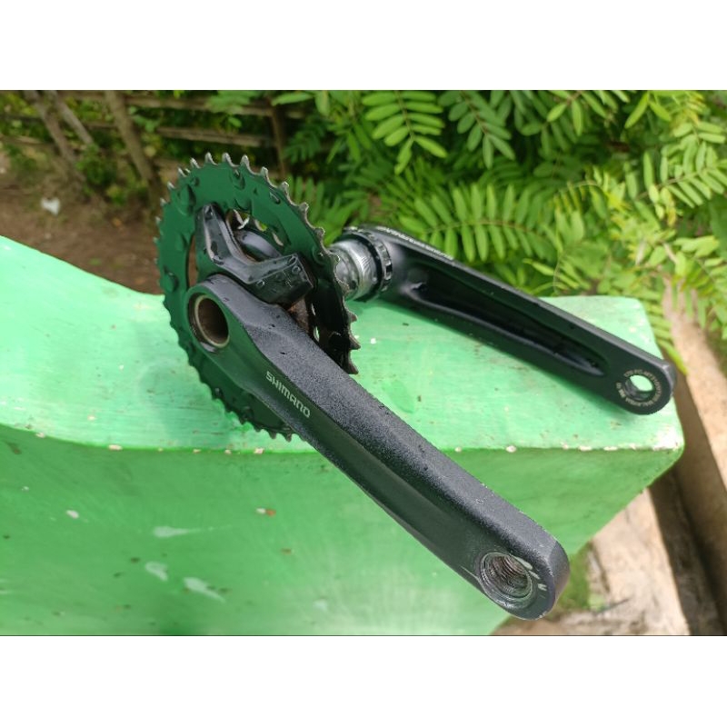 Crank Shimano HT2 2 Speed MT-210 Bekas Second