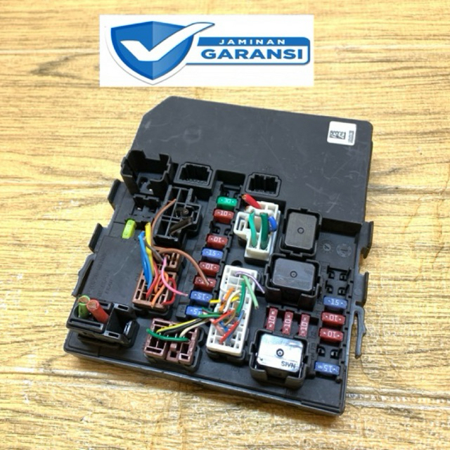 ipdm nissan evalia fuse box relay
