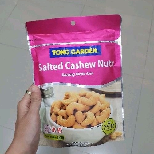 

Tong Garden SALTED CASHEW NUTS kacang mede asin peanuts 160gr