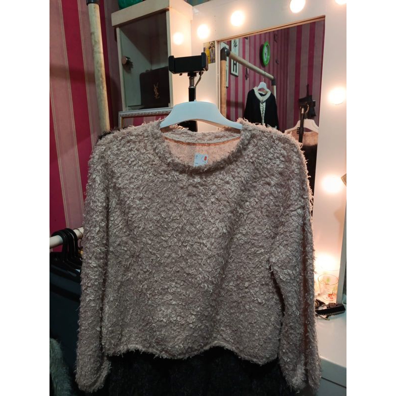 sweter rajut bulu Premium