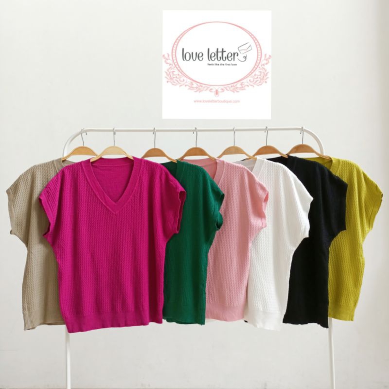 Luisa V neck knit top