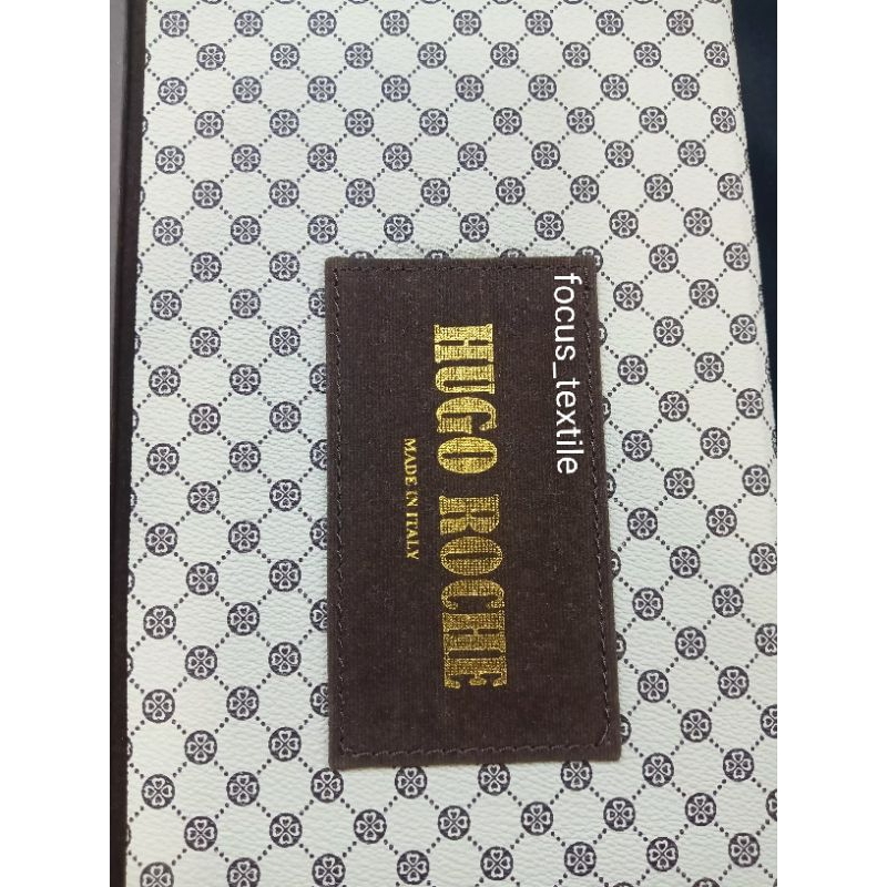 KAIN SEMI WOOL HUGO ROCHE MEDE IN ITALY / BAHAN SEMI WOOL HUGO ROCHE MADE IN ITALY / KAIN SEMI WOOL 