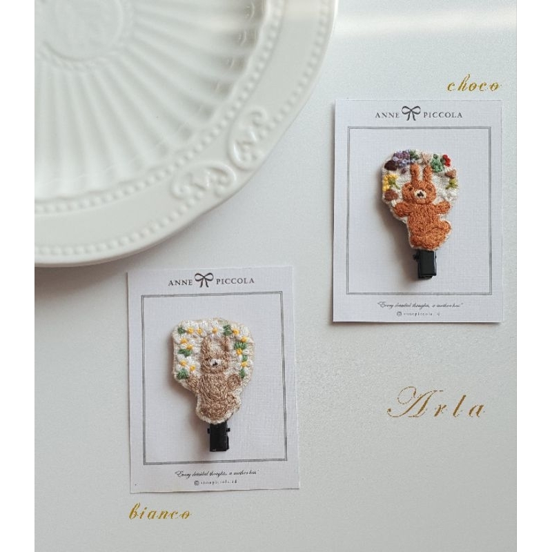 ANNE PICCOLA-Handmade Embroidery Hairclip