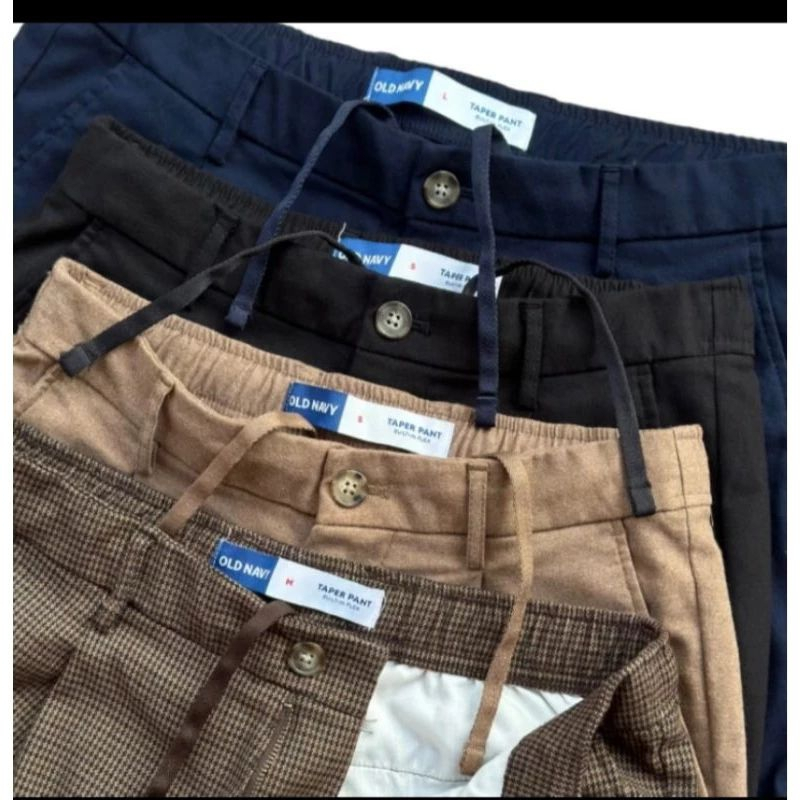 Celana Old Navy Loose Taper Built-In Flex Pleated Chino Pants