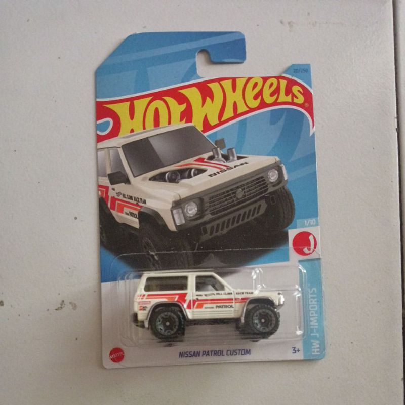 Hot wheels Nissan Patrol Custom