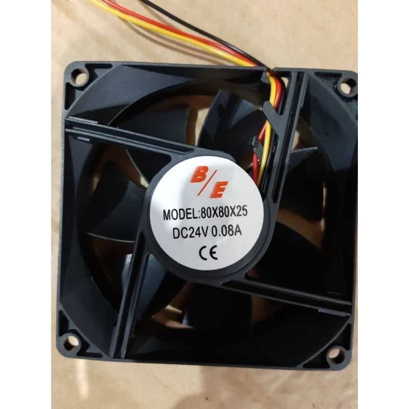 Fan dc 24v 8x8 cm