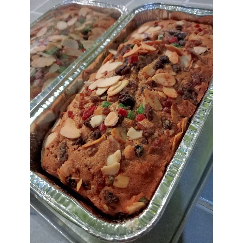 

FruitCake Almond English FruitCake Homemade Halal dengan cinnamon & spekoek