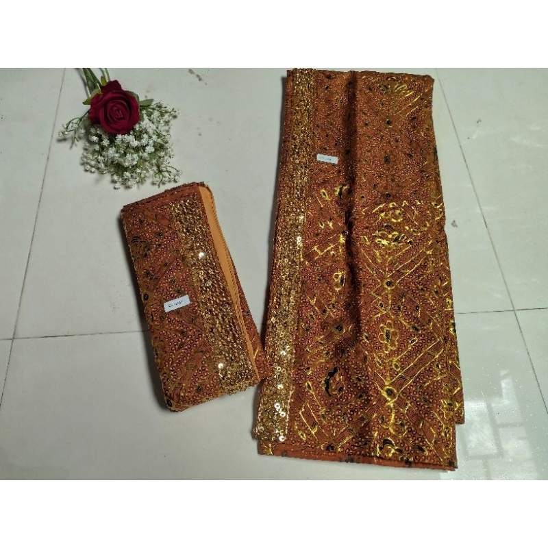 Sepasang jarik wiru payet tabur prodo kain ALUSAN