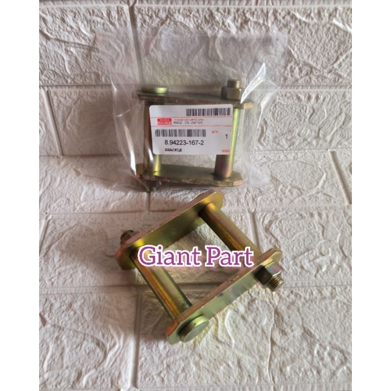 SPRING SHACKLE AYUNAN ANTING PER ISUZU PANTHER