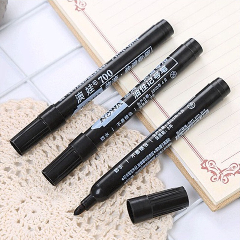 

Spidol Permanen Hitam