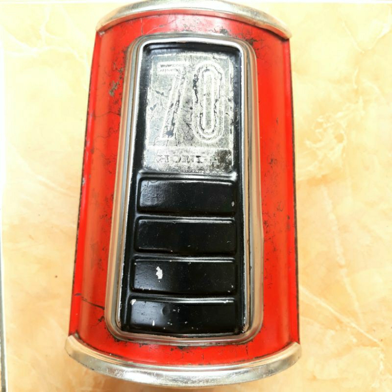 Honda C70 Set Dada Dasi Emblem Logo Panel Original Bekas