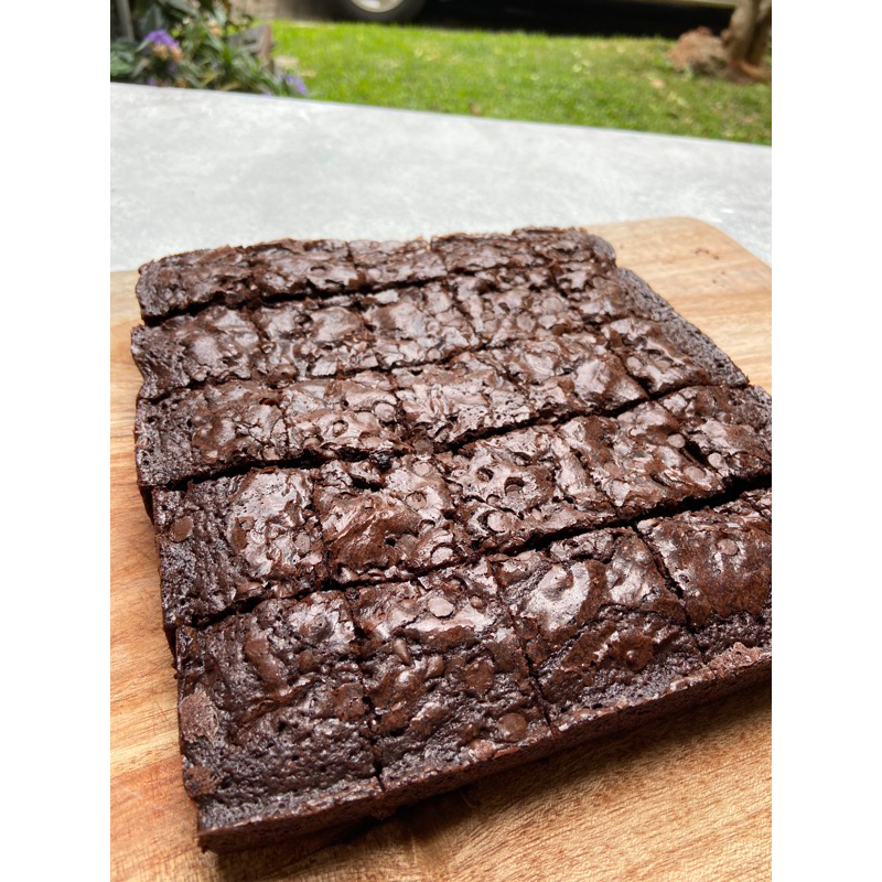 

Fudgy Brownies Full SIze - Swit Dessert