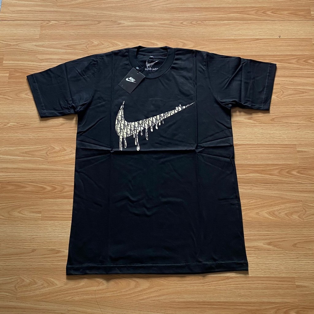 KAOS NIK3 DI0R LOGO BLACK PREMIUM