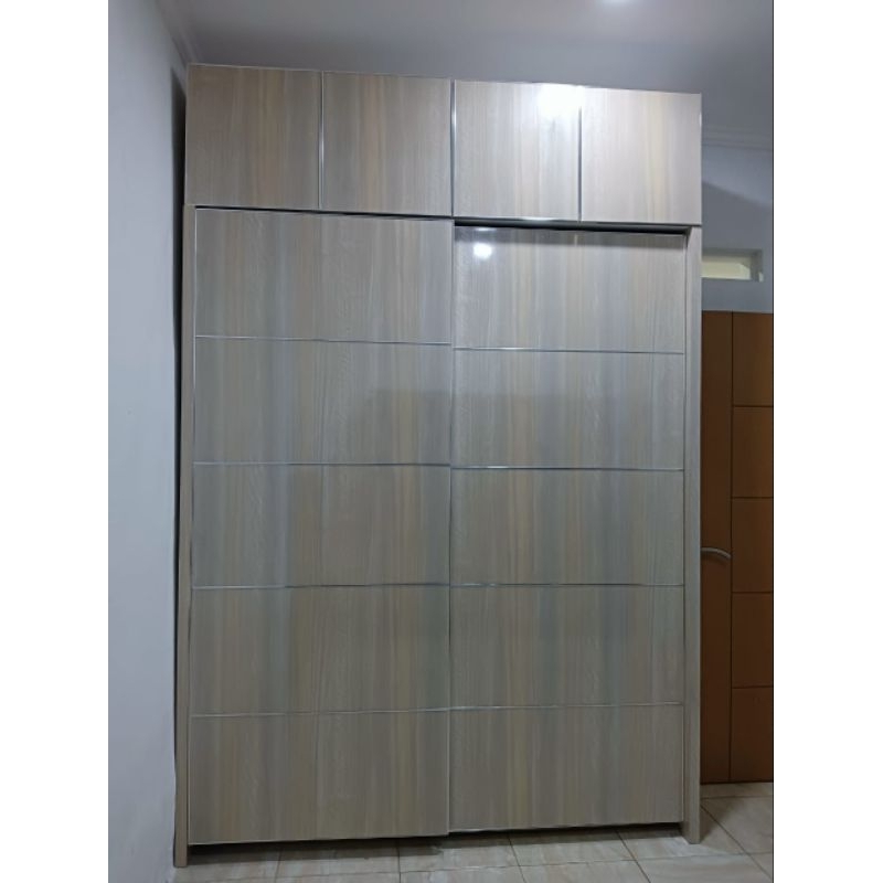 lemari sliding gantung kabinet mewah HPL | lemari pakaian sliding gantung 2 pintu box | lemari baju 