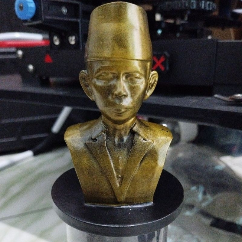 hiasan meja ki hajar dewantara