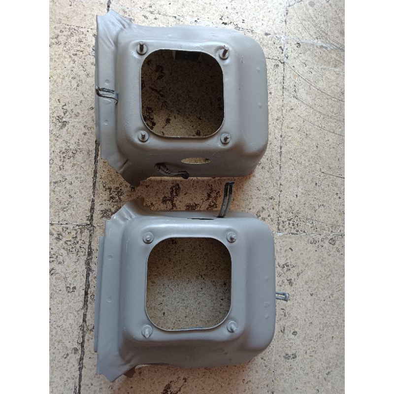 Batok Lampu L300 (ori Mitsubishi) Ready Kanan/Kiri