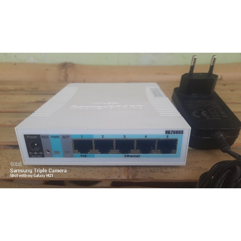 Mikrotik RB260GS switch manageable gigabit