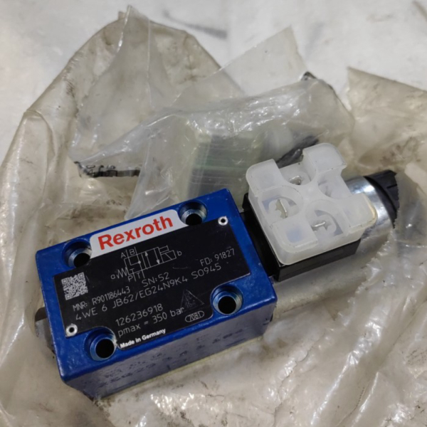 

Unik Rexroth Directional Spool Valve 4WE 6 JB62/EG24N9K4 S0945 R901186443 Diskon