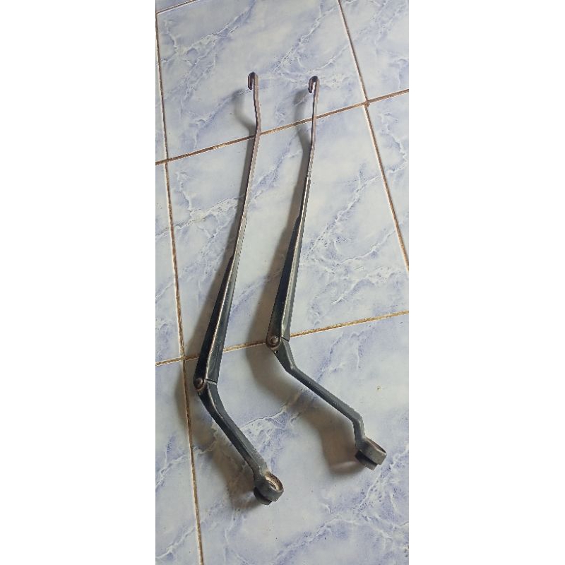 setang wiper,arm wiper mazda 323 interplay