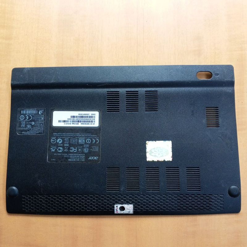 Casing Kesing Tutup Bawah Bottom Kesing Bawah Laptop Acer Aspire V5-131