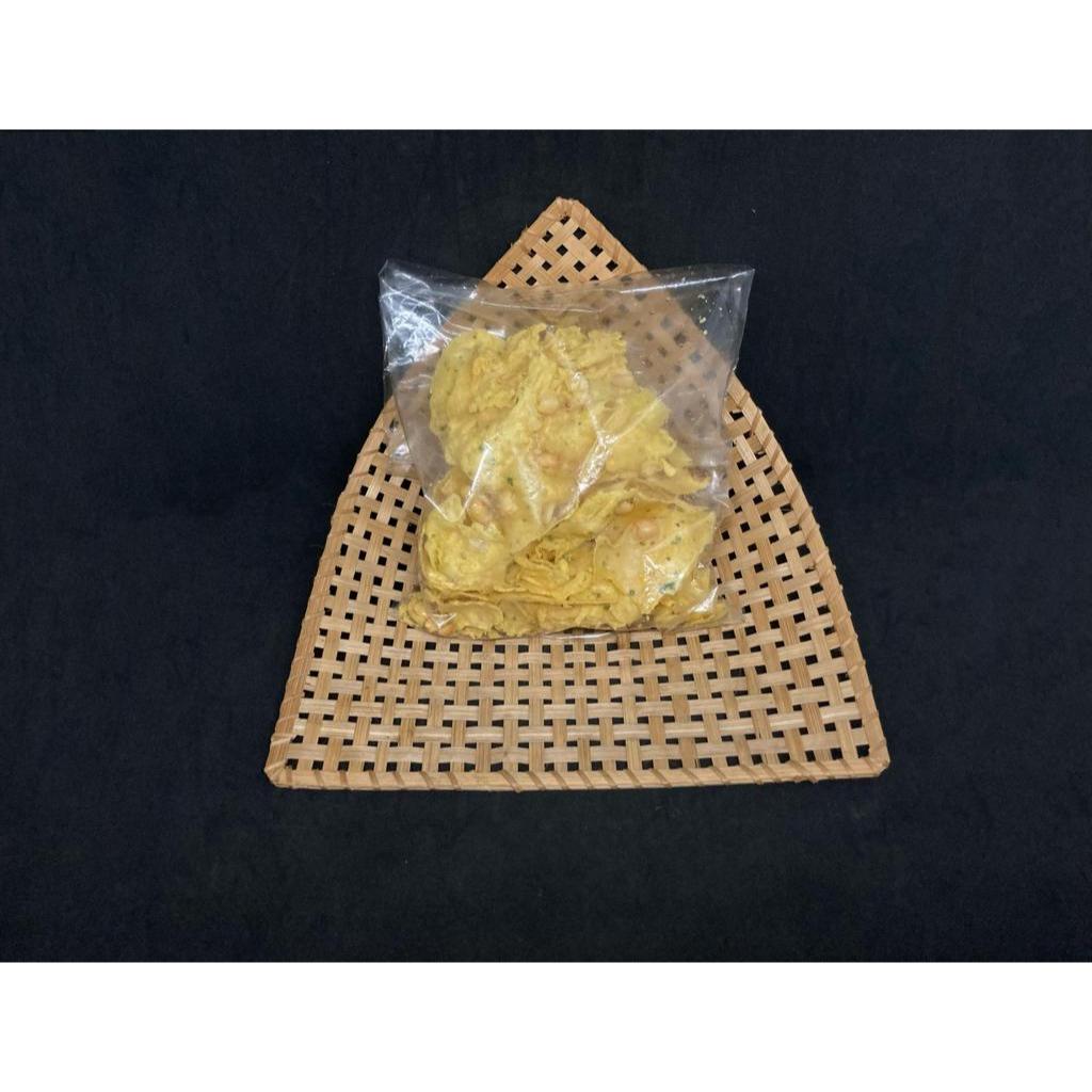 

Peyek kacang, rempeyek, rempeyek krispy