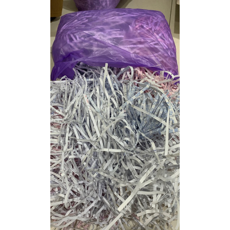 

sherreded paper/kertas bekas cacah/kertas isian hampers/kertas isian gift/kertas isian packing