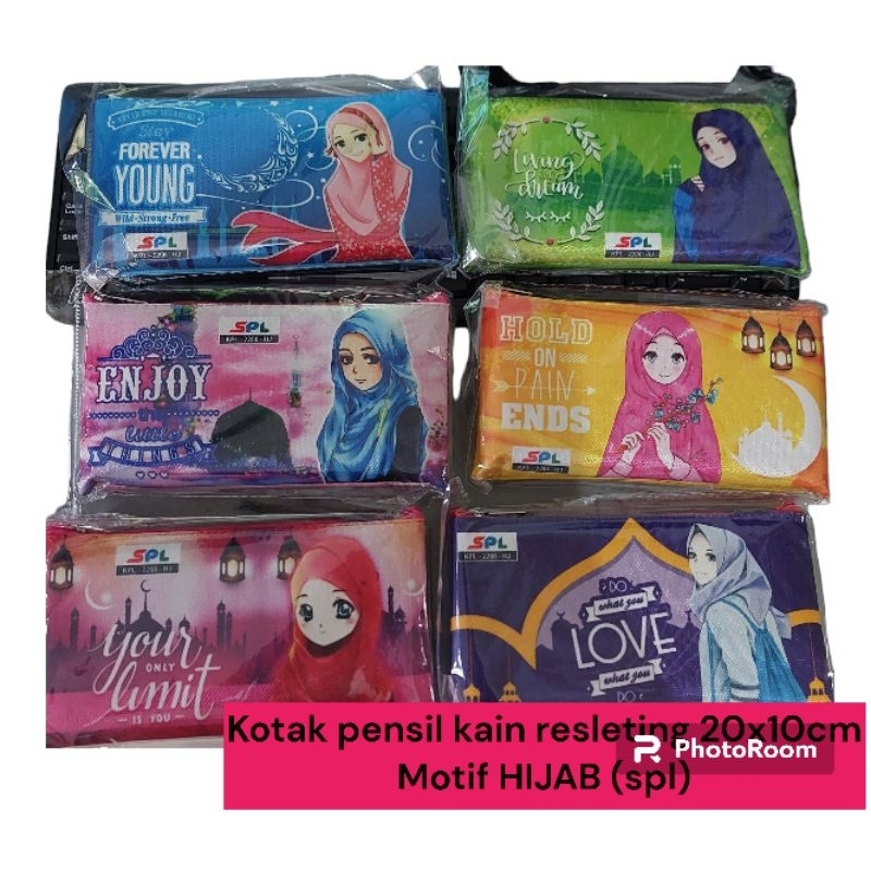 

KOTAK PENSIL BAHAN KAIN TEBAL KARAKTER HIJAB 20x10cm (SPL)