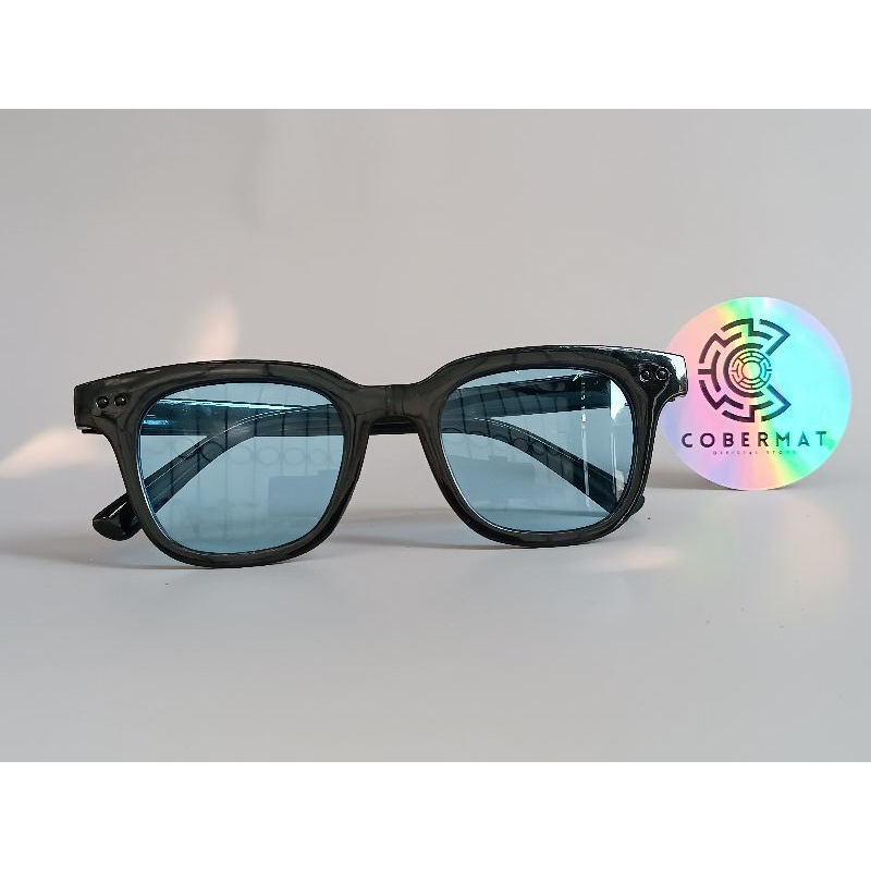 Kacamata Vincent Vol.1 - Black Blue Glosy