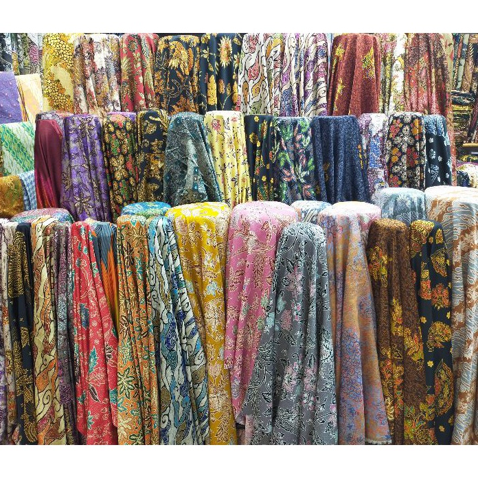 Banyak Peminat Bahan Batik Silk Mojang Lembut / Kain Batik Mojang Sutra Premium Per 1/2meter = 50 cm