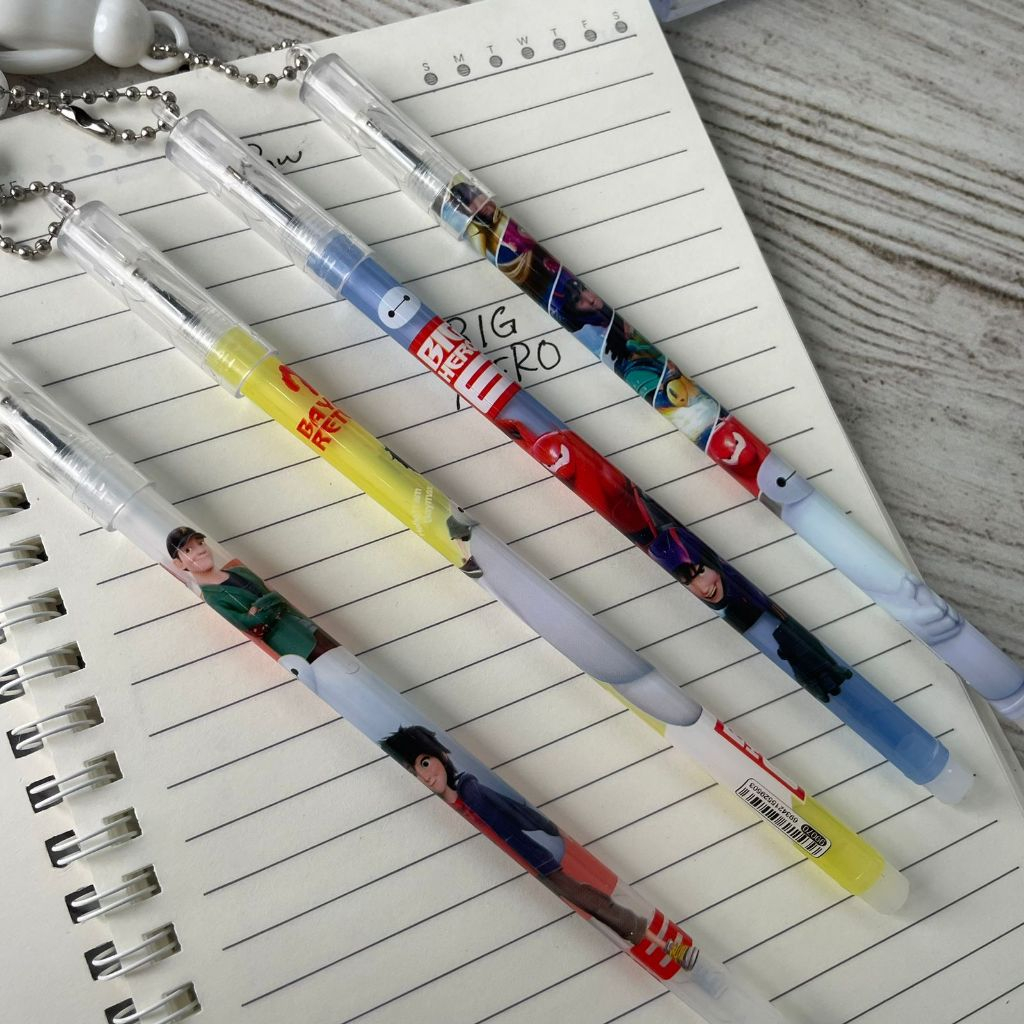 

Pulpen Gantungan Boneka Baymax CUTE LUCU Tinta Gel Hitam Best Quality / Pen Gantungan BAYMAX Putih Imut UNIK Alat Tulis Sekolah Anak Kekinian Favorit Best Seller Kualitas Terbaik bisa Grosir dan COD