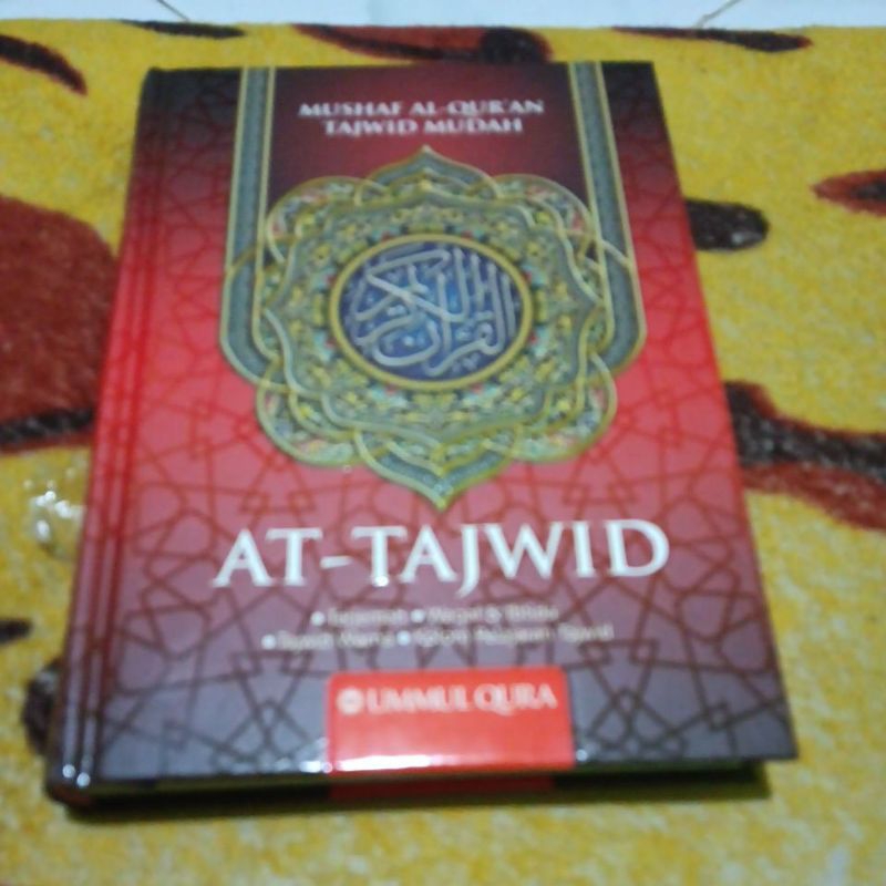Mushaf Al-Qur'an Tajwid Mudah
