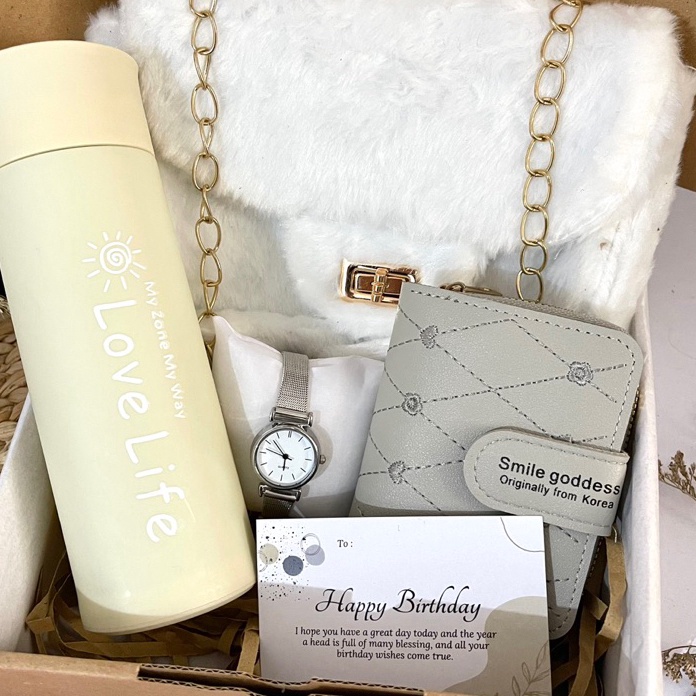 

KODE UAU517 Gift Kado Hampers Ulang Tahun Perempuan Boneka Jam Tangan Cewek Kado Pernikahan