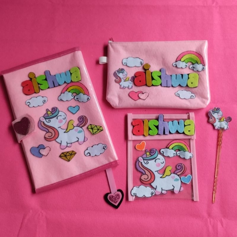 

PAKET SAMPUL IQRO BESAR + TEMPAT TABUNGAN + TEMPAT PENSIL