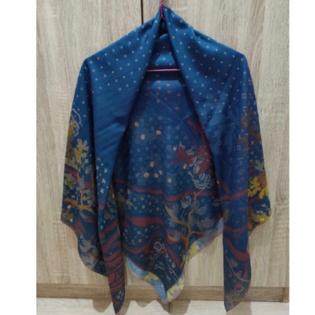 puru kambera scarf preloved