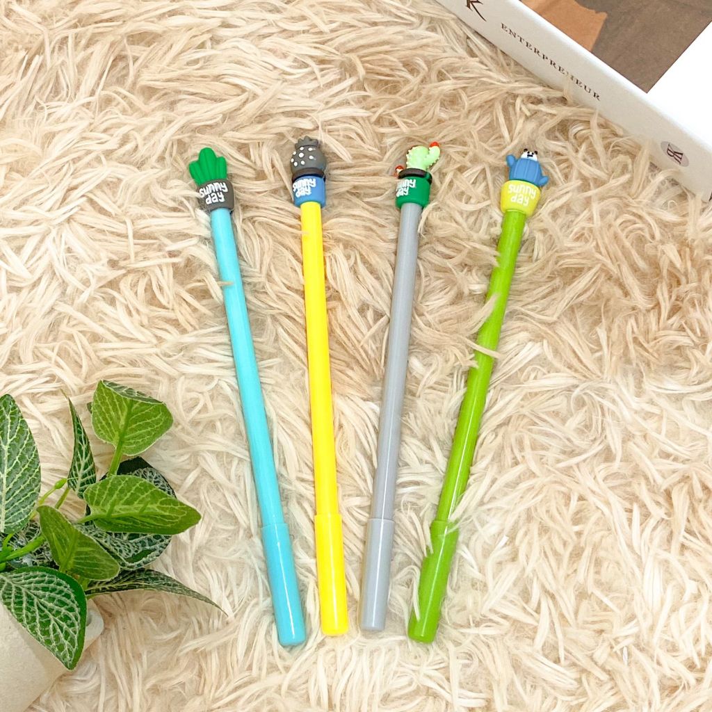 

Pen Gel Hitam Kaktus Sunny Day / Enak untuk Nulis!