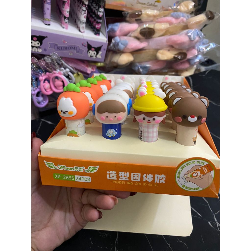 

LEM STICK KARAKTER LUCU