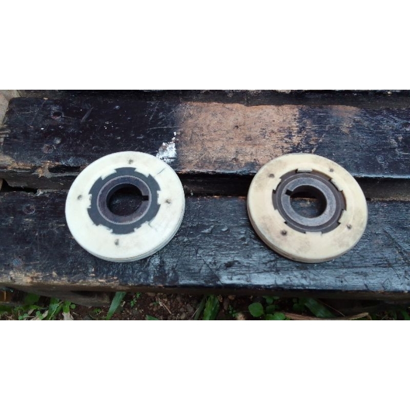 gir/gigik pompa oli Yamaha V75