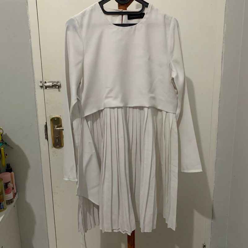 The Executive original tunik atasan baju wanita putih