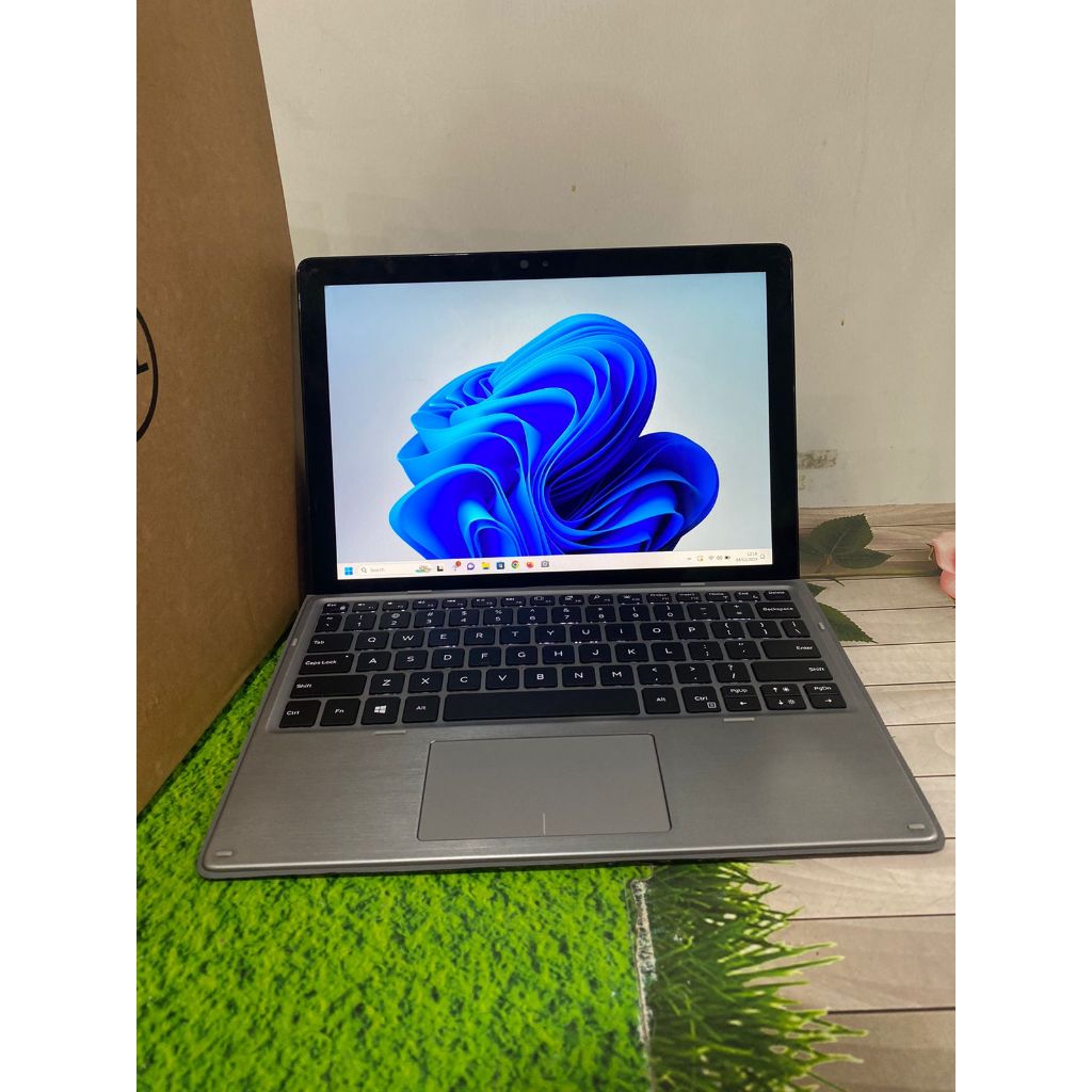 DELL LATITUDE 7200 2in1 Core i7 Ram 16GB 256 SSD Win.11-13"FHD IPS Touchscreen MURAH