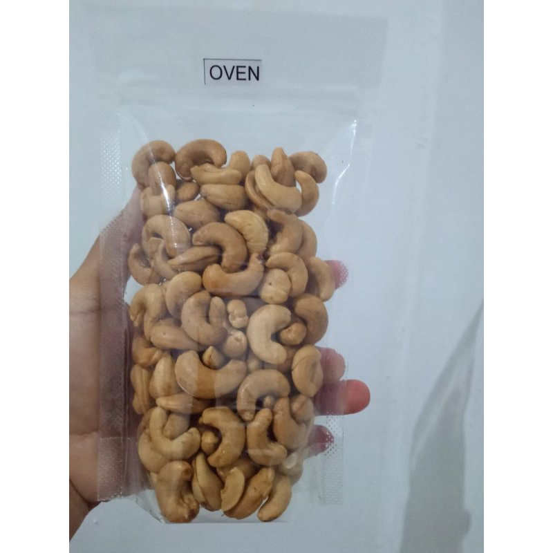 

KACANG METE / METE BELAH OVEN WONOGIRI