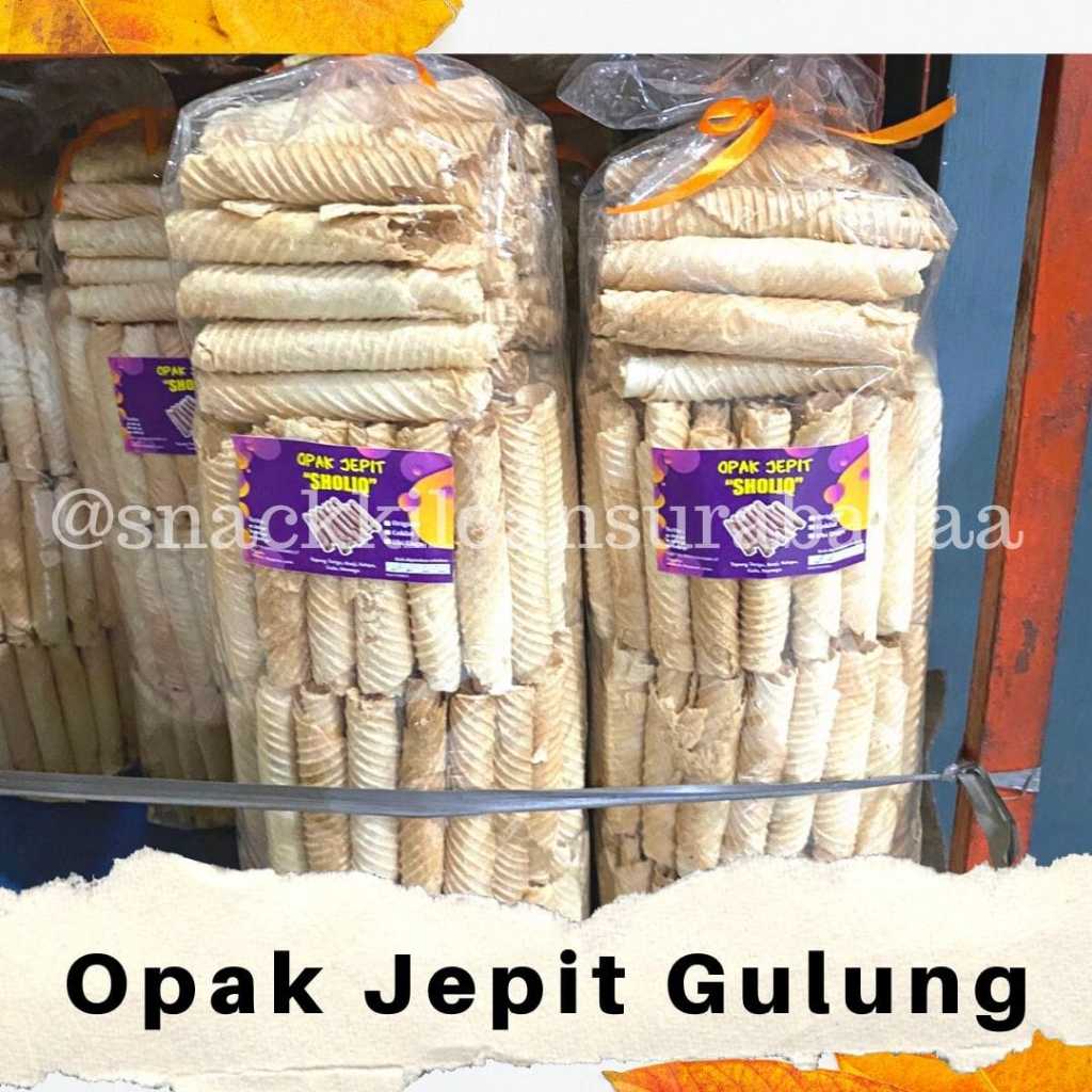 

Opak Jepit Gulung 1 BALL ( 1KG )/ Snack Kiloan Murah/ Mak E Dor