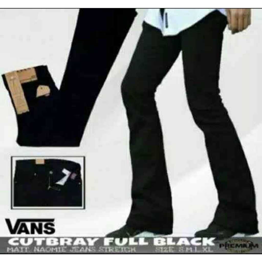 Celana cutbray pria // Celana jeans cutbray pria  // Celana cutbray hitam //  celana jeans cutbray t