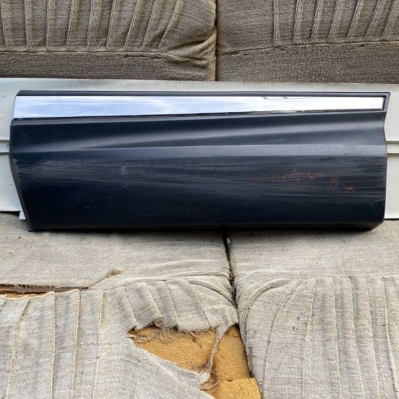 moulding pintu belakang crv turbo 2017 2021 original Honda