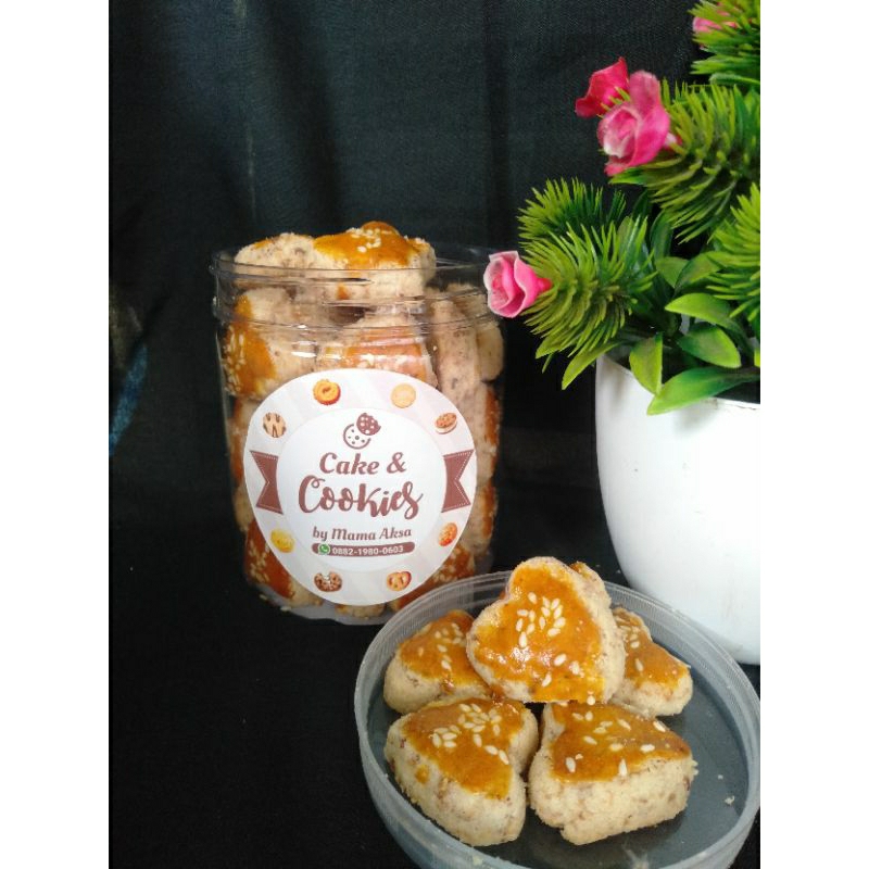 

KUE KACANG