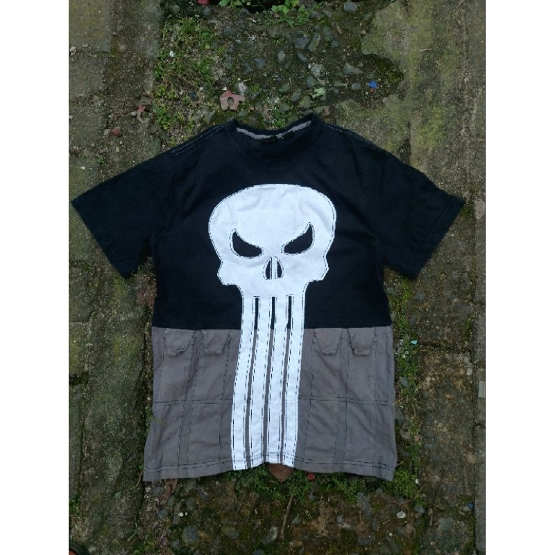 Kaos Marvel Punisher Embroidered Mad Engine ©️2012