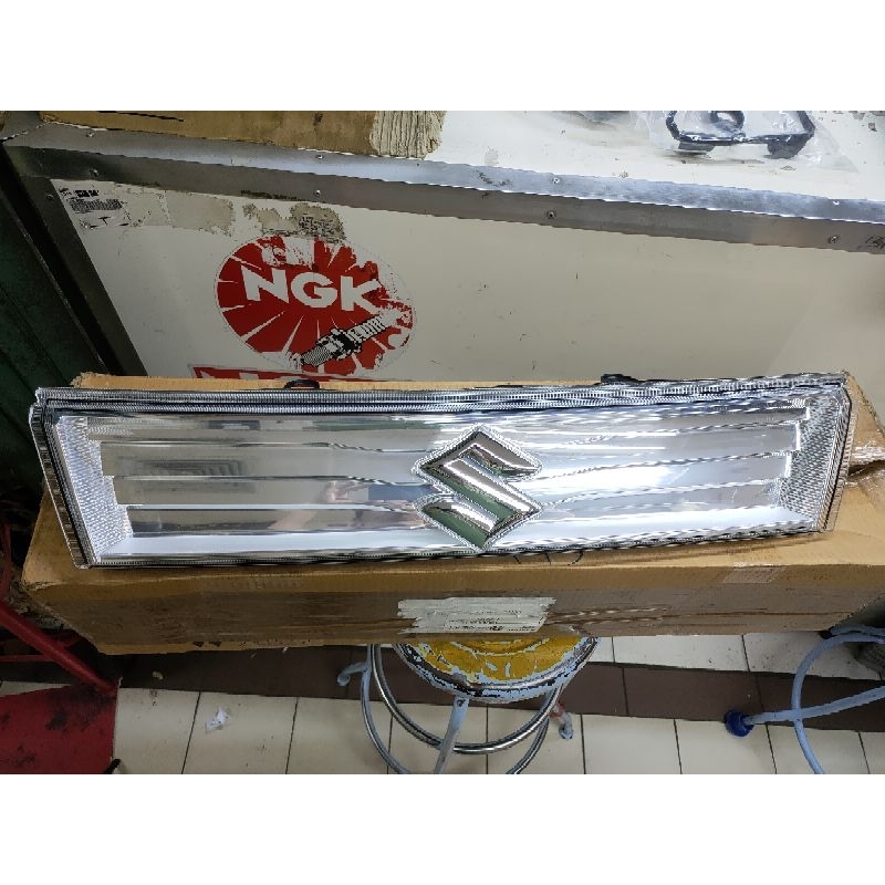 grill griel atas suzuki karimun wagon R GS asli sgp